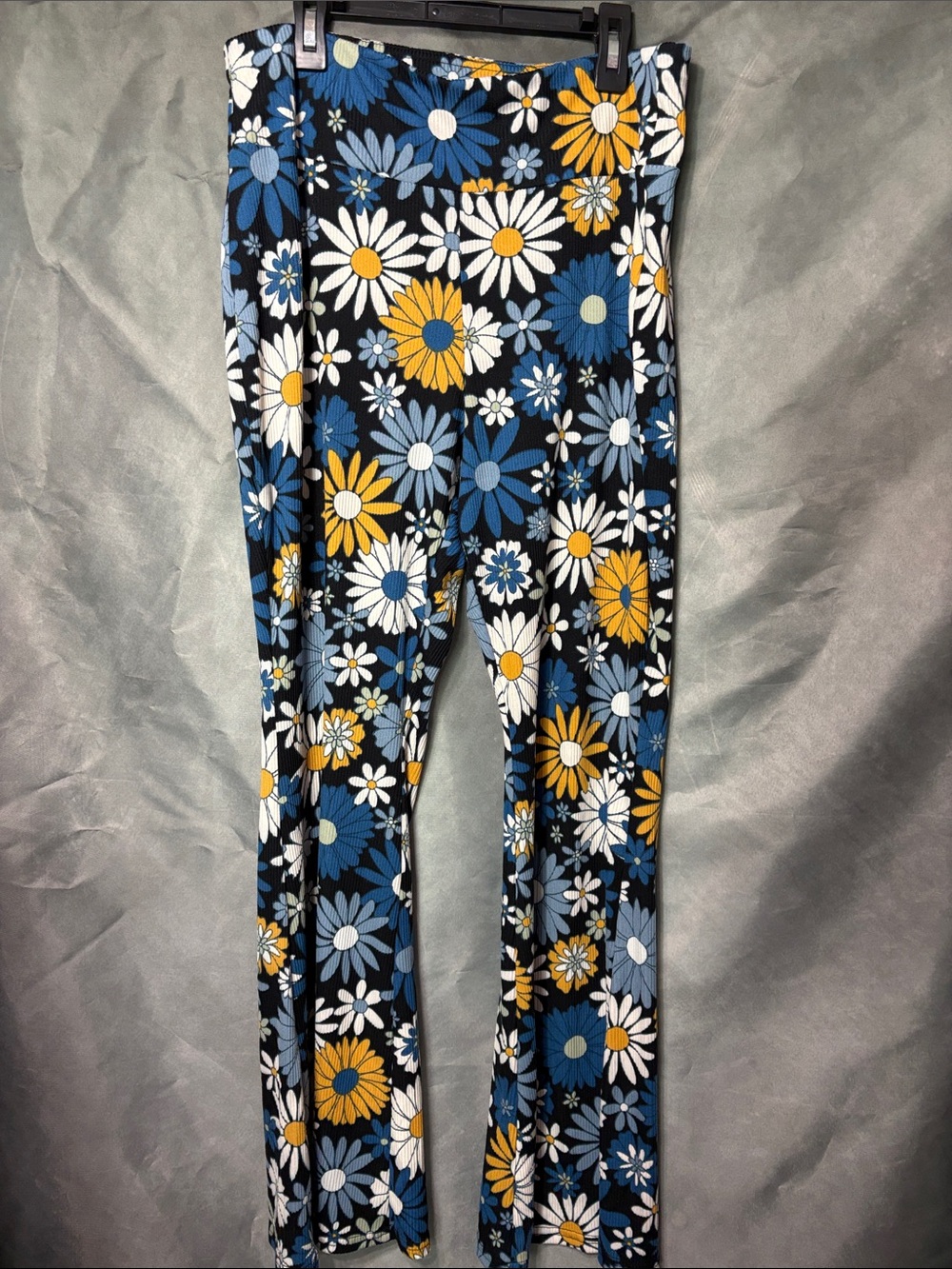 Planet Gold Floral Daisy Leggings - Blue, Yellow & White